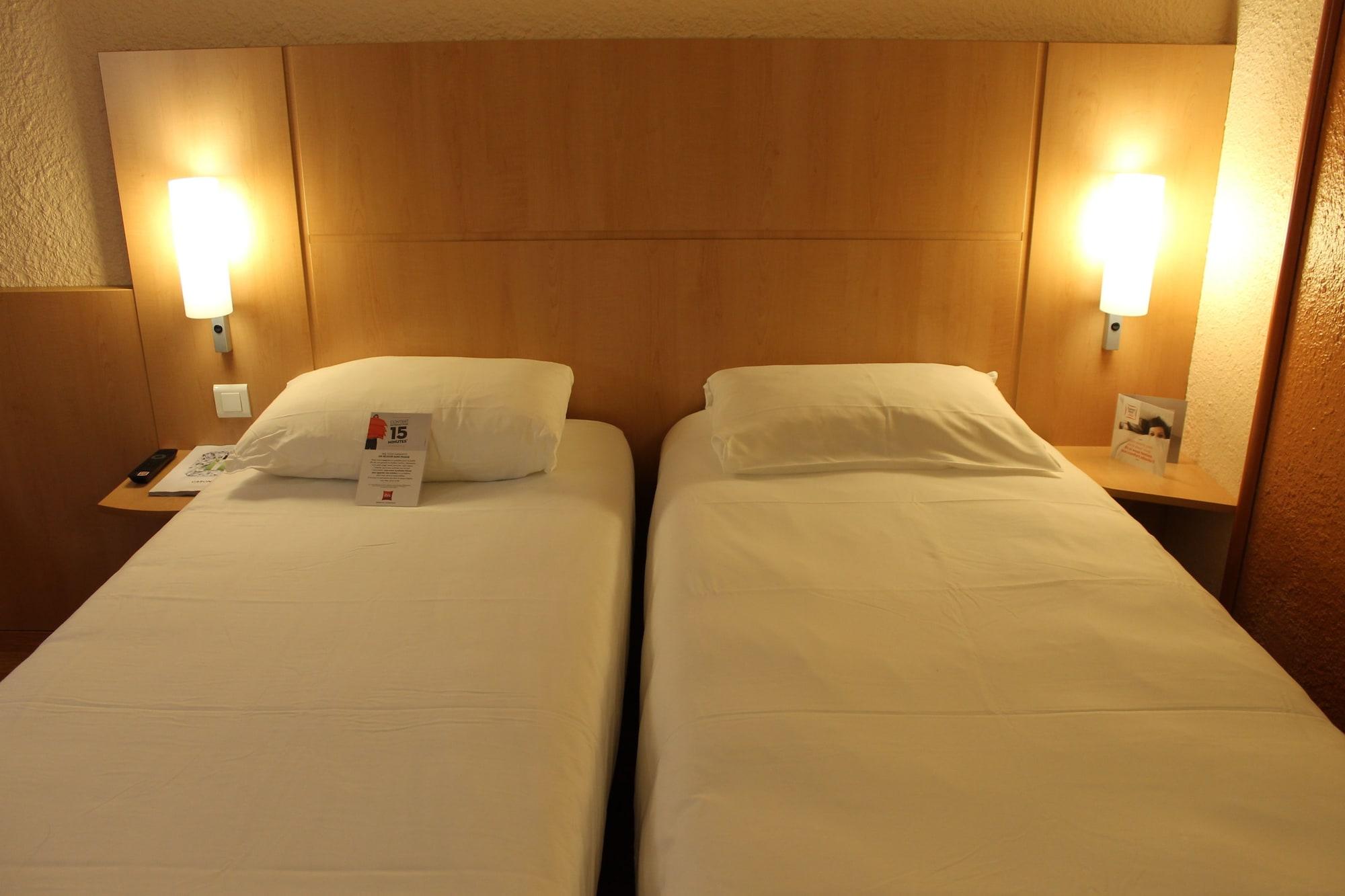 Ibis Dijon Sud Hotel Perrigny-les-Dijon Exterior photo