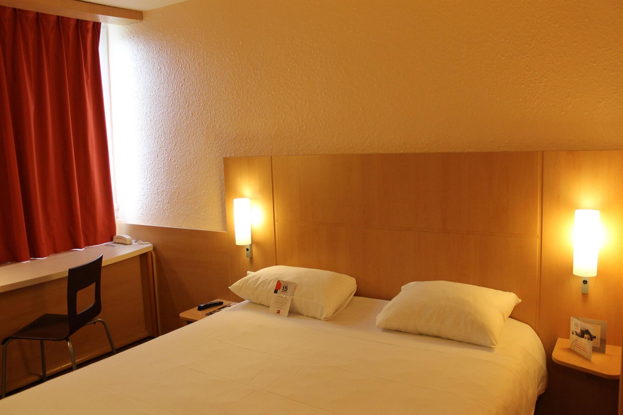 Ibis Dijon Sud Hotel Perrigny-les-Dijon Exterior photo