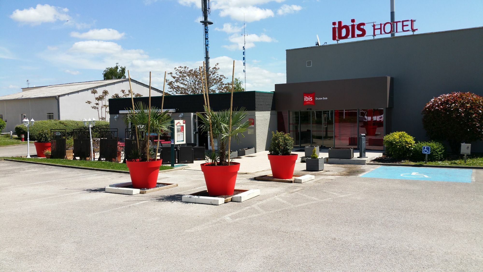 Ibis Dijon Sud Hotel Perrigny-les-Dijon Exterior photo
